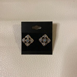 Vintage Art Deco Blue Sliver Tone Post Women's Earrings